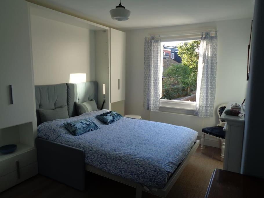 Charming English Style Studio Flat ลอนดอน ภายนอก รูปภาพ